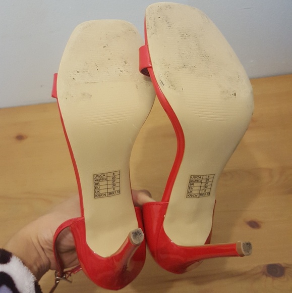 Shoes - Picture 4 of 4